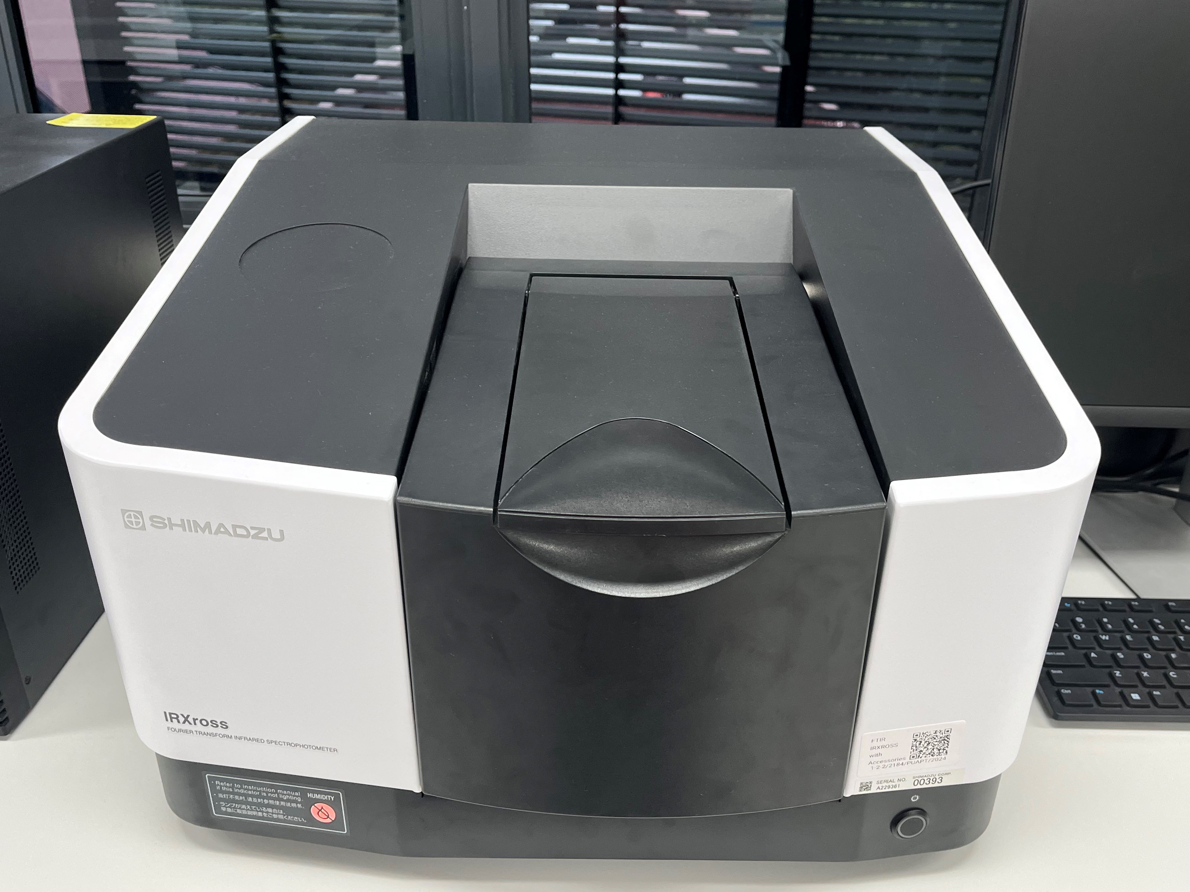 FTIR (Fourier Transform Infrared Spectroscopy)