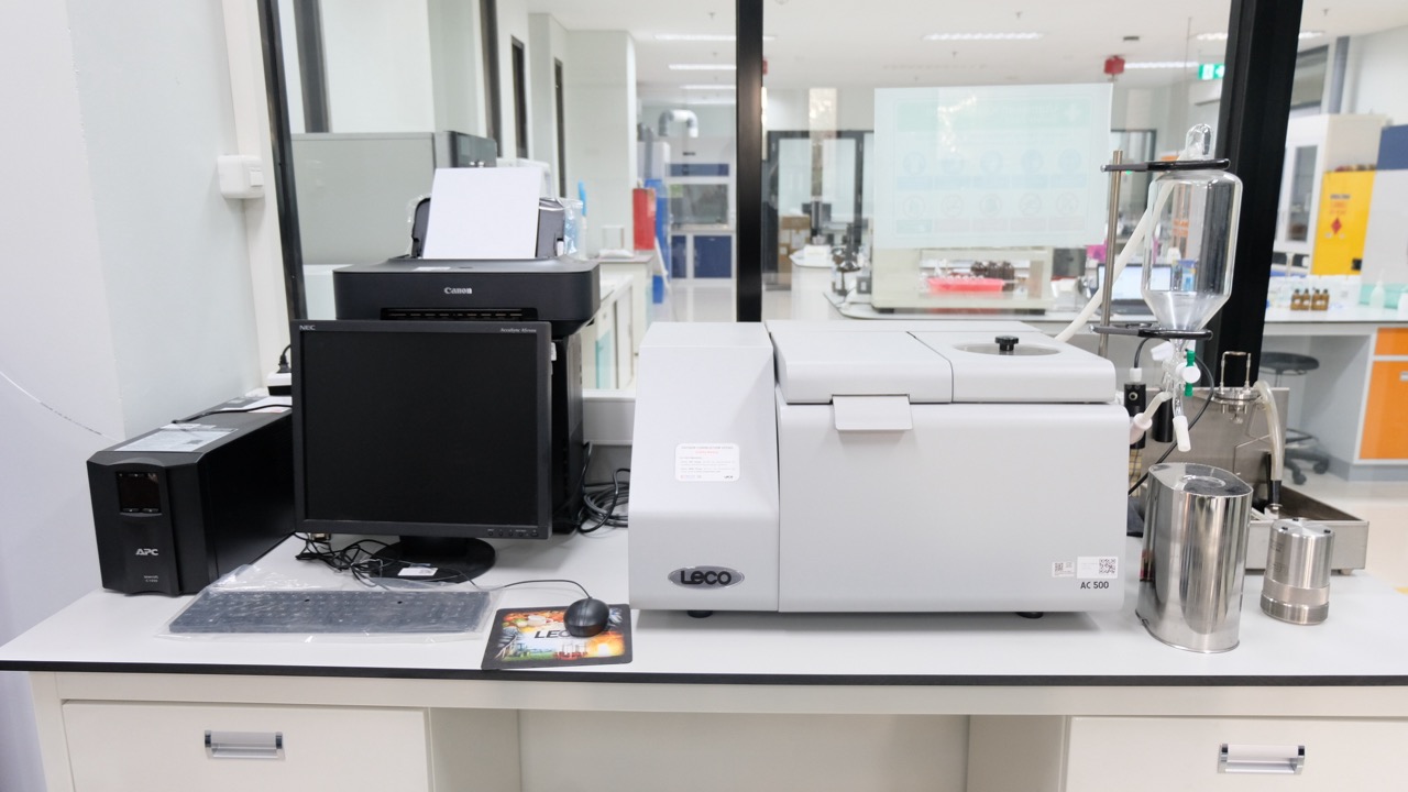 LECO Bomb Calorimeter AC500
