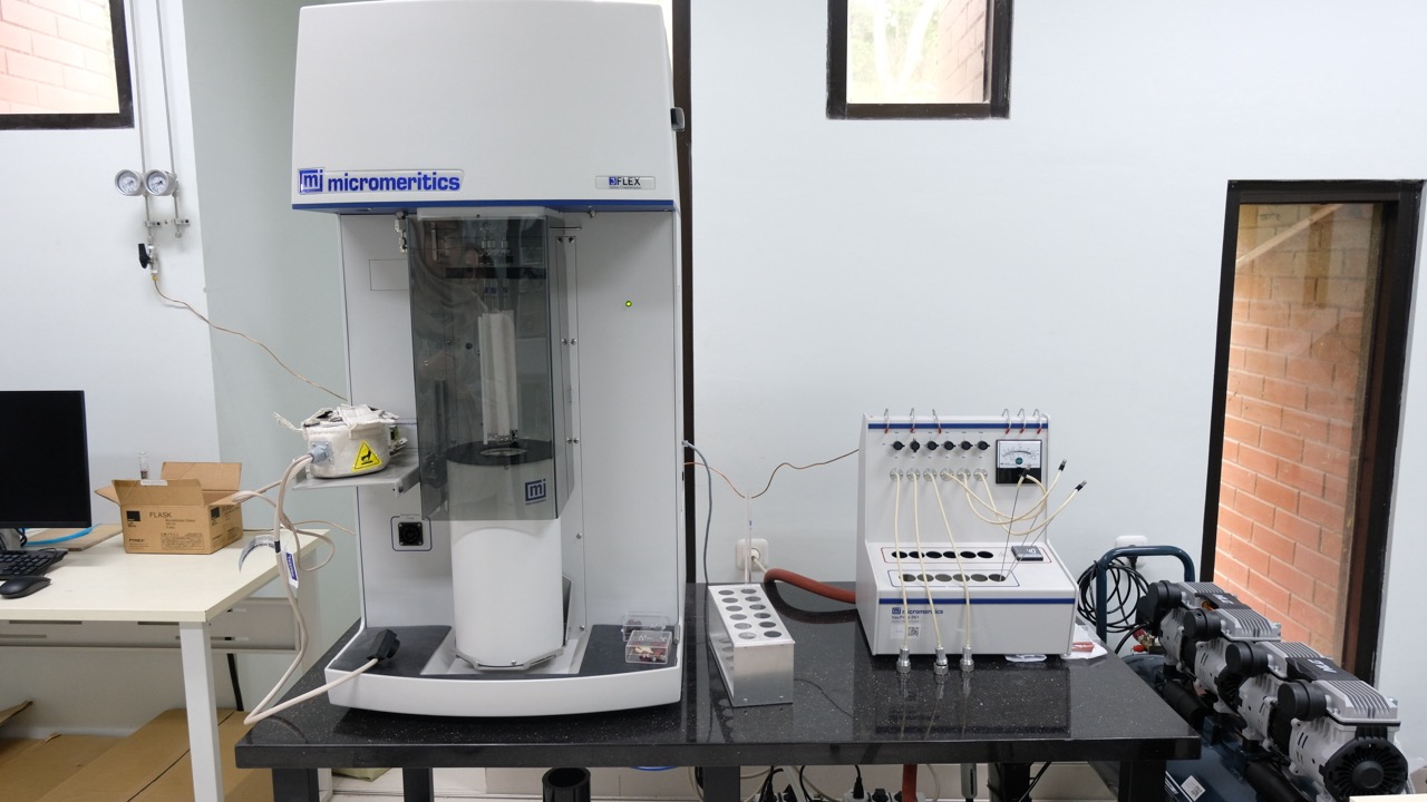 Surface Area & Porosity Advanced for Micro-Mesoporesize Analyzer (BET - Brunauer Emmett Teller)